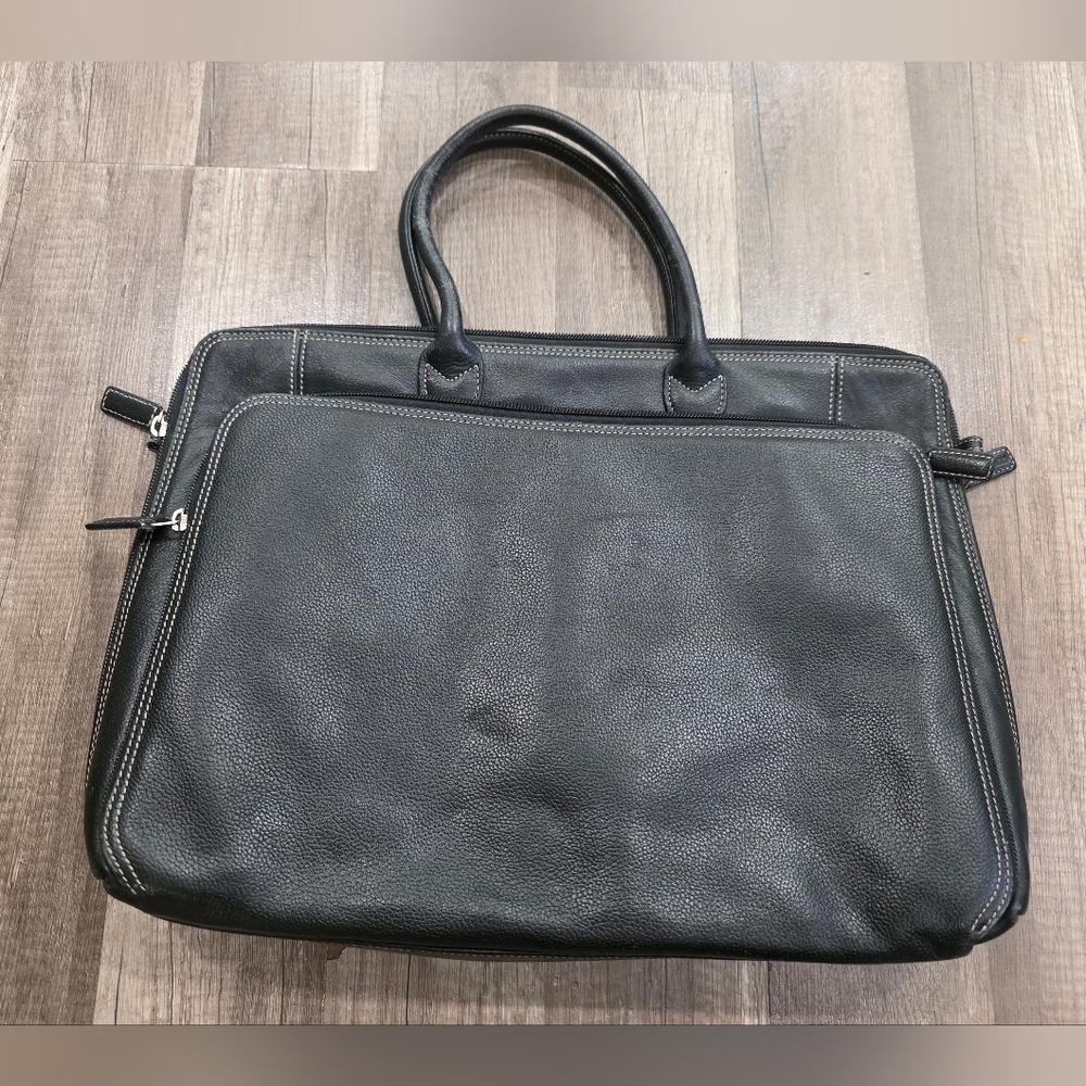 LEVENGER BLACK LEATHER BRIEFCASE laptop Bag Work Womens Vintage Classy Preppy